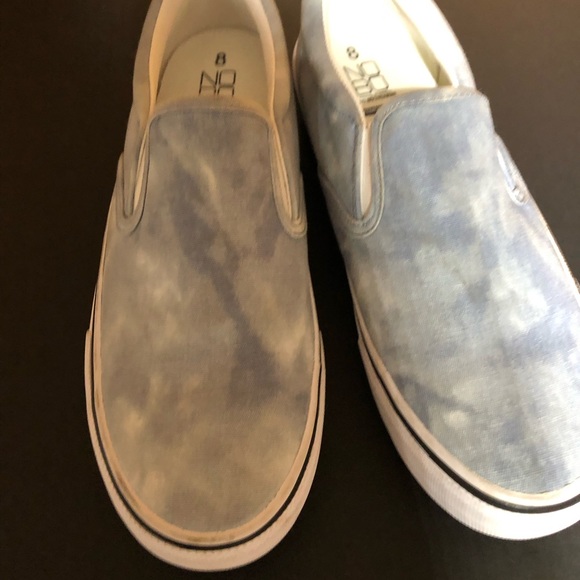 NOBO no boundaries size 8 memory foam slip ons - Picture 5 of 5